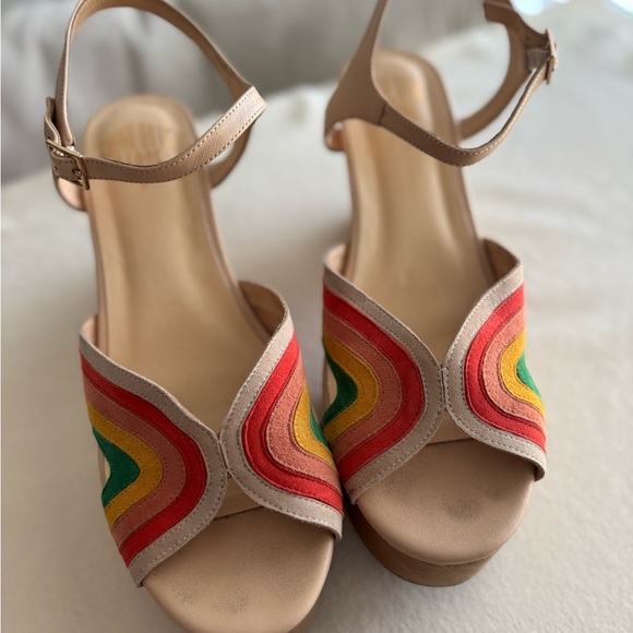 Charlotte Stone Multicolor Wooden Platforms - Picture 1 of 4